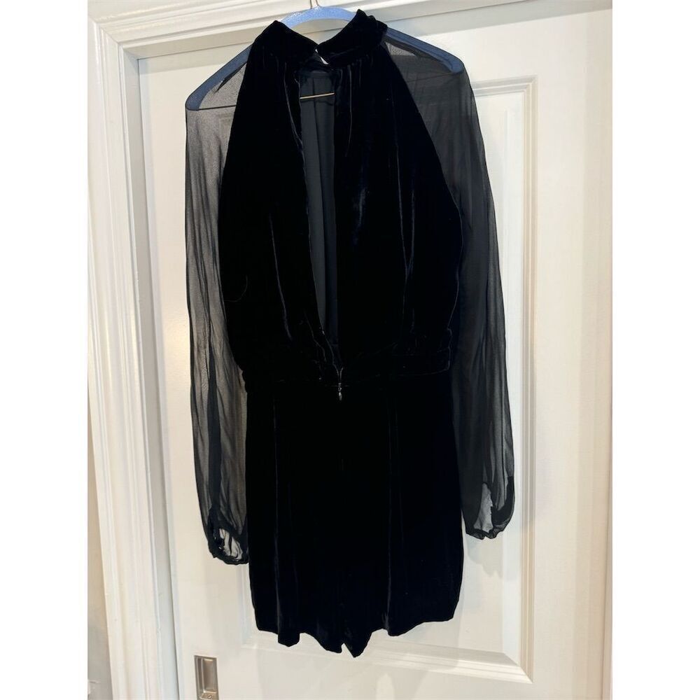 Intermix Women's Black Velvet Wrap Front Romper Size 10 Party/Cocktail - Picture 4 of 6
